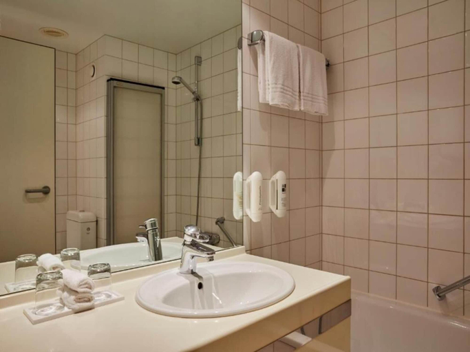Bathroom 3, H+ Hotel Leipzig - Halle, Saalekreis