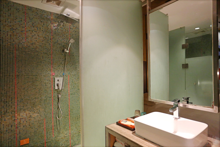 Bathroom, Chocolate Hotel (Changsha Wuyi Square Yuanjialing Subway Station), Changsha