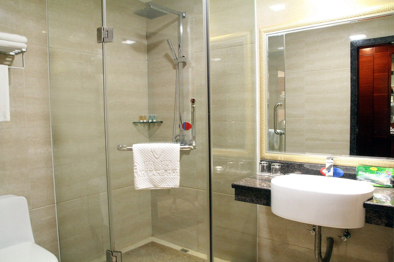 Bathroom 3, Meisi Park Lane Hotel (Heshan Qianjin South Road), Jiangmen