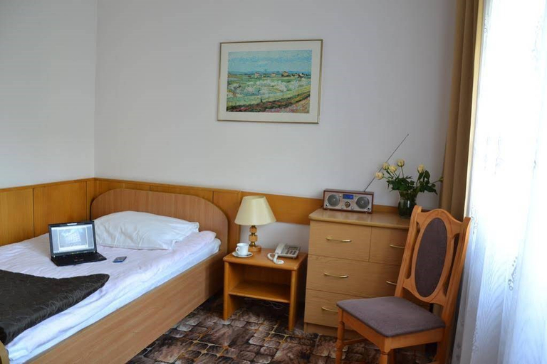 Bedroom 2, Karat, Warsaw
