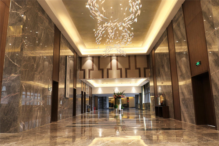 Others 3, Lake International Hotel, Qianxinan Buyei and Miao