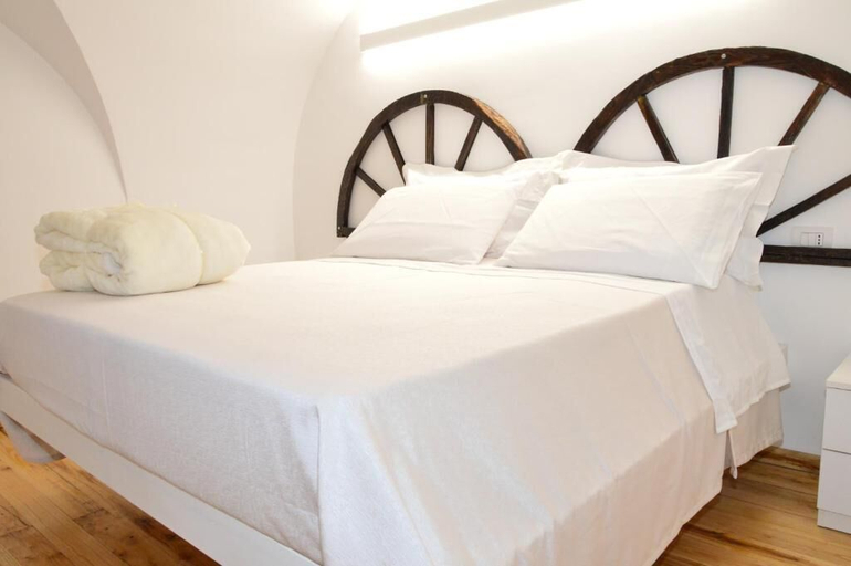 Bedroom 4, パラッツォ グランドリ アロッジ ツーリスティチ, Viterbo