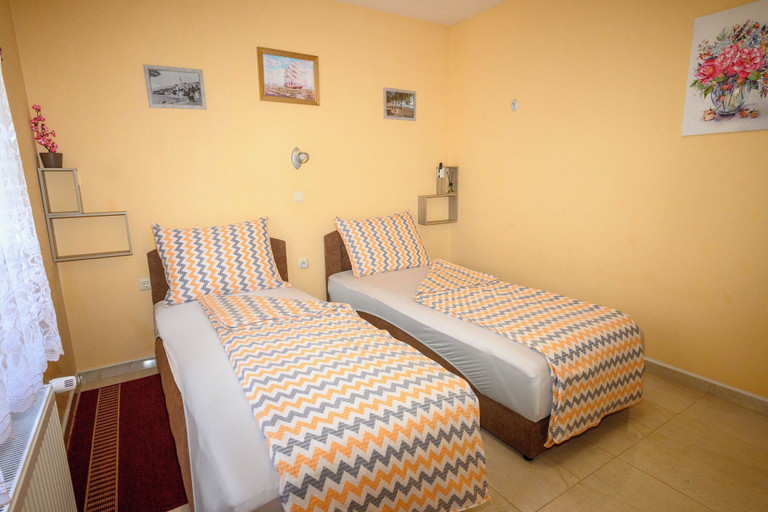 Room 5, Apartments Plavsic, Novi Vinodolski