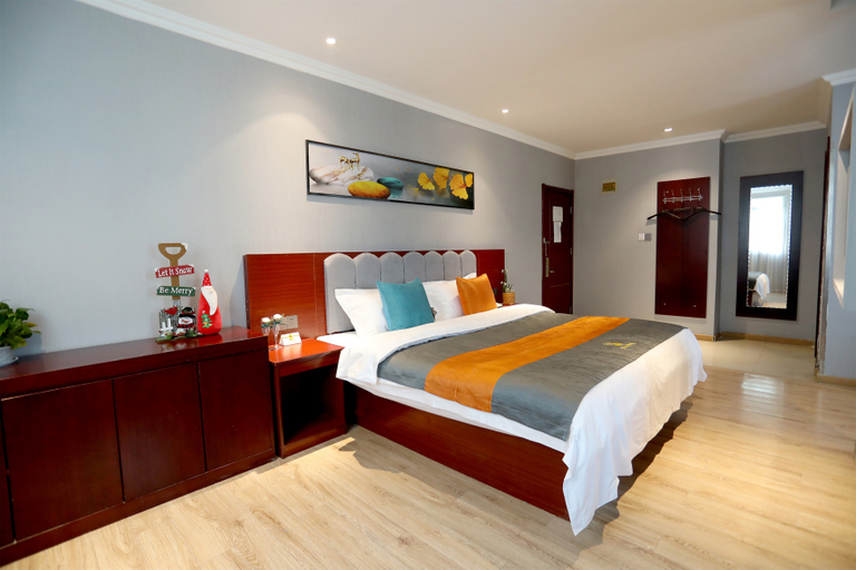 Bedroom 2, Super 8 Collection Hotel (Lianyungang High-speed Railway Station Food Pedestrian Street), Lianyungang