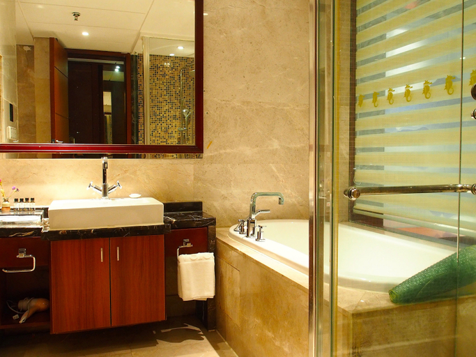 Bathroom 2, Starway Hotel (Nanchang Honggutan Wanda Qiushui Square), Nanchang