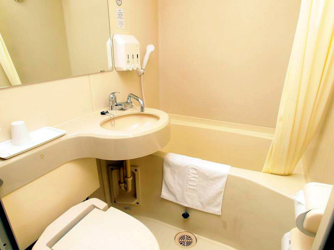 Bathroom 3, Toyoko Inn Osaka Kadoma-shi Ekimae, Moriguchi