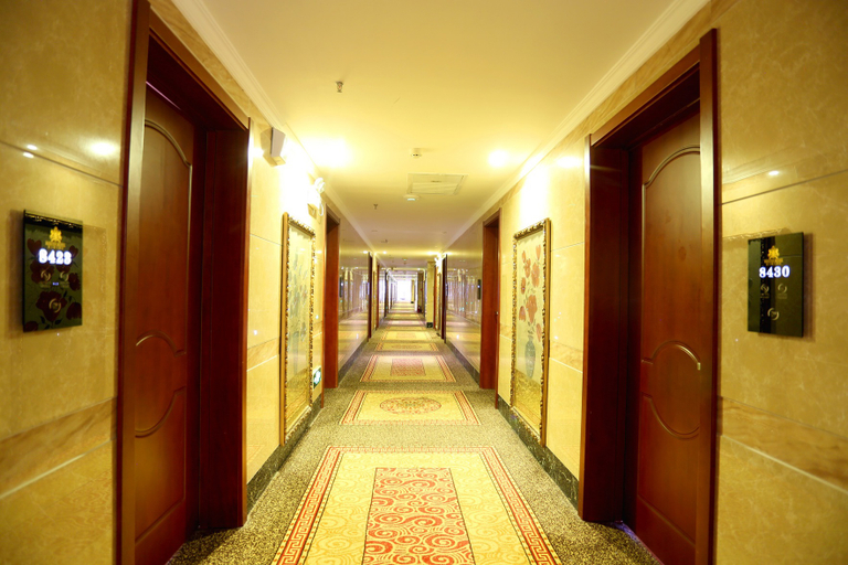 Others 2, Boston Hotel, Xing'an