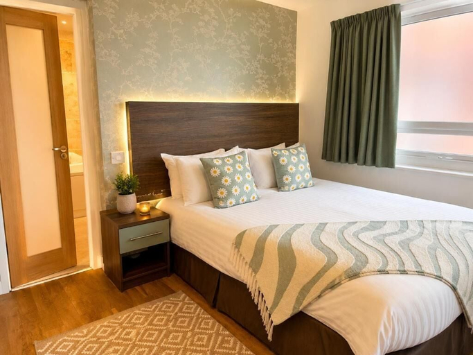Room 4, Great Modern Sea View Apartment, Lancashire