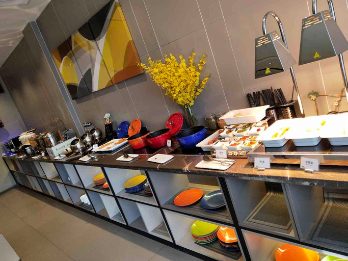 Food & Drinks, ホームイン UP ファーイー プレミアムホテル(), Dongying