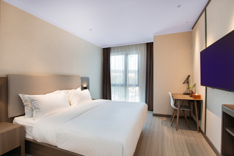 Bedroom 2, HanTing Hotel (Nanjing Baixia High-tech Industrial Park), Nanjing