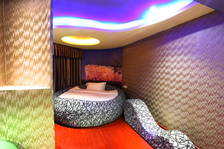 Sport & Beauty 5, Chongqing Miaona Theme Hotel, Chongqing