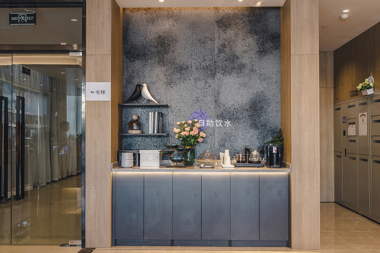 Food & Drinks 5, Hanting Premium Hotel Qingdao Yongping Road Metro Station, Qingdao