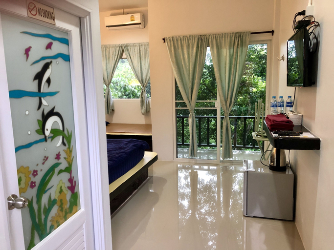 Others 5, Chillchill, Sangkhla Buri