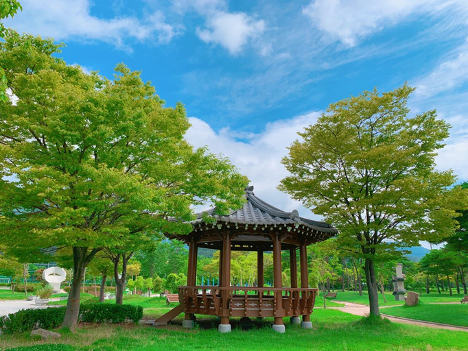 Exterior & Views 1, Namhae Sportspark Hotel, Namhae