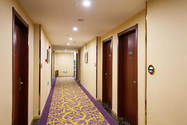 Others 3, Super 8 Hotel (North Square of Suzhou Railway Station), Suzhou