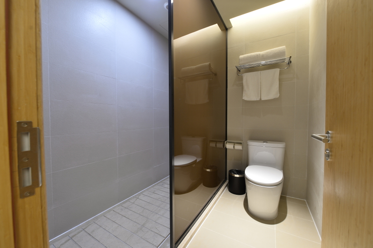 Bathroom 3, JI Hotel (Shanghai Jindu Road), Shanghai