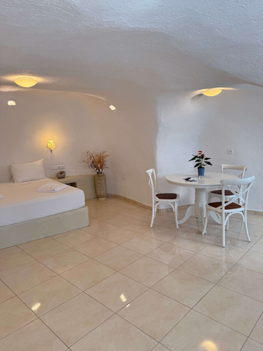 Room 2, Santo Caves Santorini Suite With Panoramic Views, South Aegean