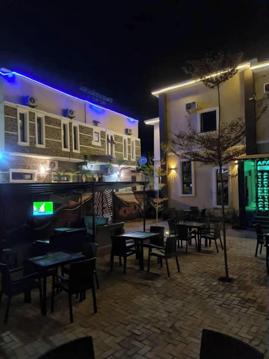 Food & Drinks 3, The Leneade, AbujaMun