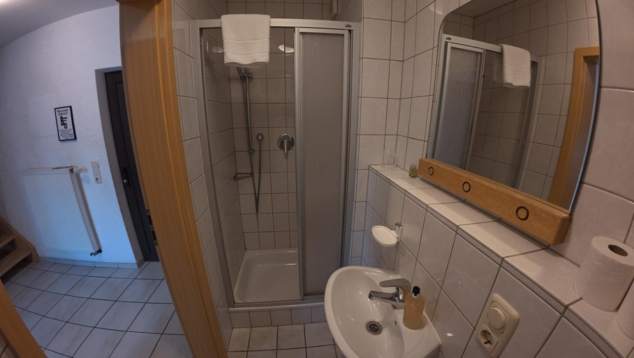 Bathroom 3, Landhotel Eifelblick, Vulkaneifel
