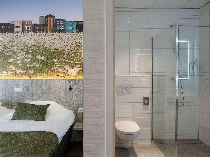 Bathroom 3, ibis Styles Almere, Almere