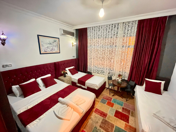 Bedroom 2, La Maison Bleue, Fatih