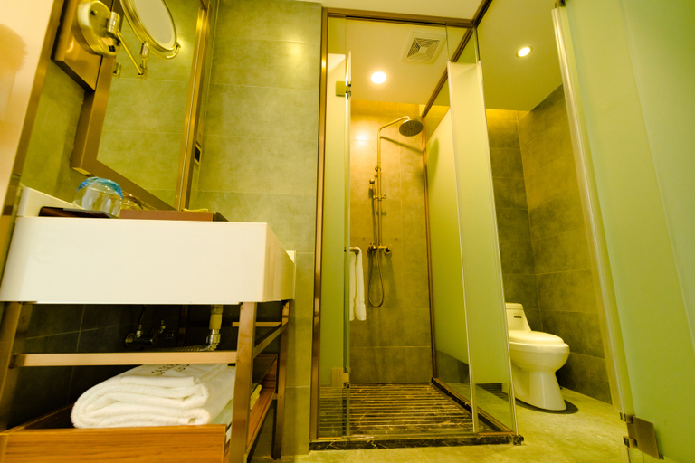 Bathroom 3, James Joyce Coffetel Qingdao Liuting International Airport, Qingdao