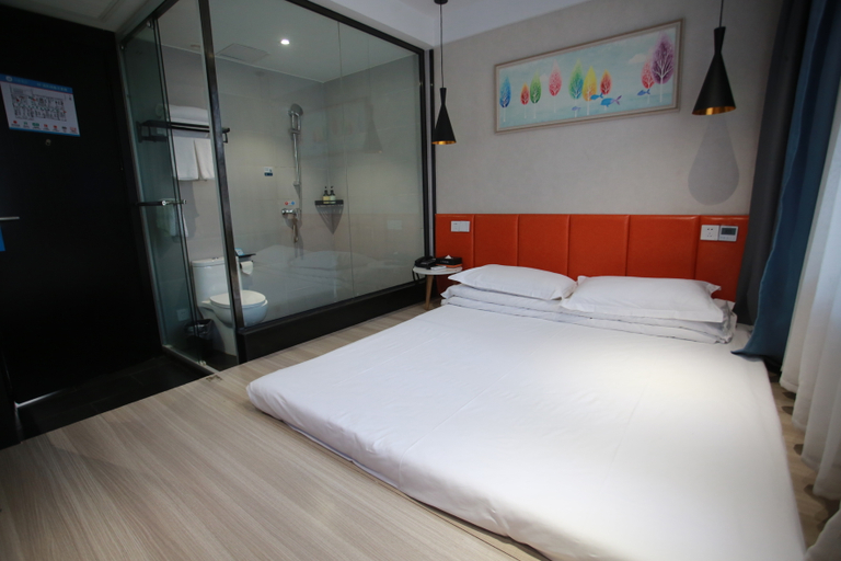 Bedroom 2, Ge Li Hotel (Chuzhou Dingyuan Department Store Building), Chuzhou