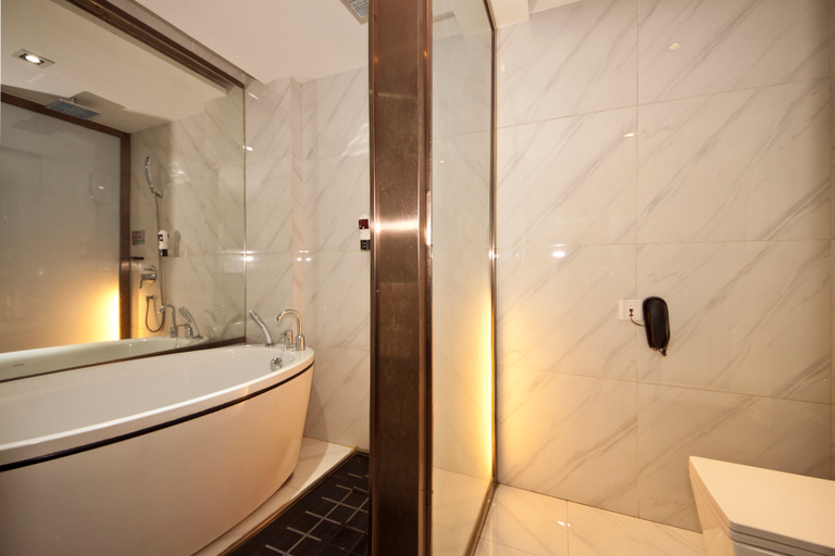 Bathroom 3, Zhongtian Hotel, Ningde