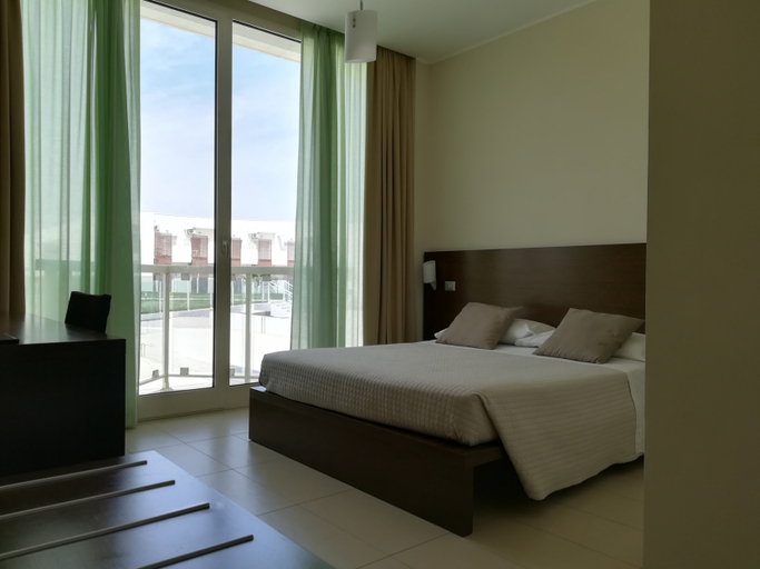 Bedroom 3, Martur Resort, Campobasso
