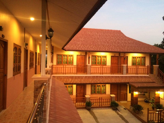 Exterior & Views 4, 폰퐁 호텔@난, Muang Nan