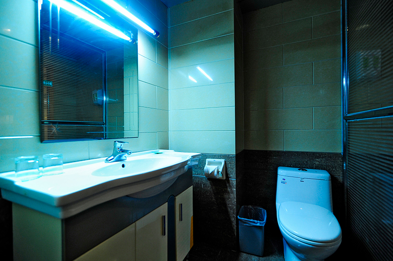 Bathroom 2, Vienna Hotel (Quanzhou Ancient City Puxi Wanda Branch), Quanzhou