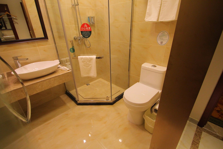 Bathroom 2, GreenTree Inn (Shanghai East Xietu Road), Shanghai