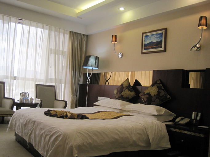 Bedroom, Meichen Hotel, Dali Bai