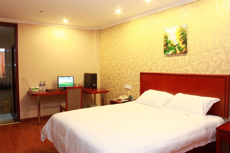 Bedroom 2, GreenTree Inn Changshu Aotelaisi Business Hotel, Suzhou