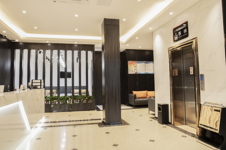 Others 5, Shell Hotel Fuyang Development Zone Xin'an Avenue, Fuyang