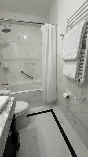 Bathroom 3, カタリ アトッハ プーノ オテル, Puno