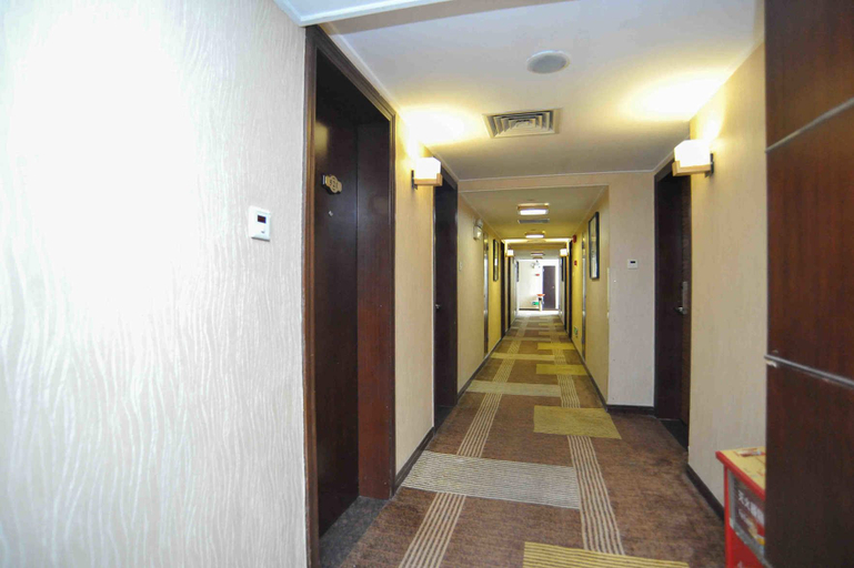 Others 5, Shi Long Hotel, Dongguan