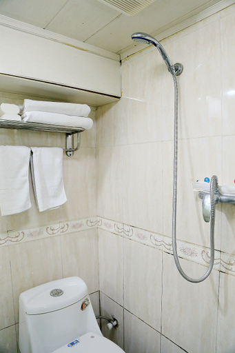 Bathroom 2, Hi Inn Beijing Chaoyangmen, Beijing