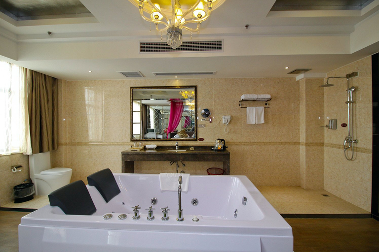 Bathroom 2, Kaijing Boutique Hotel, Huainan