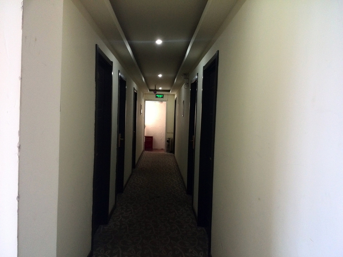 Others 5, Longyuan Express Hotel, Shanghai