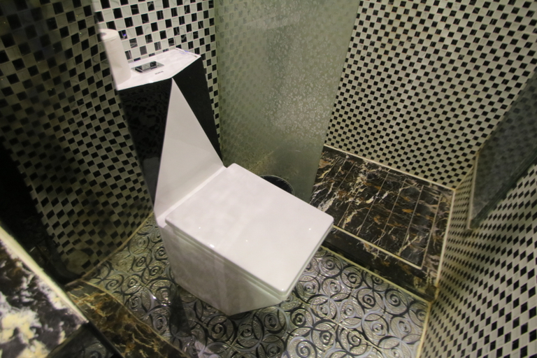 Bathroom 4, Hanting Premium Hotel Shanghai Zhongshan Park Yan'an Road, Shanghai
