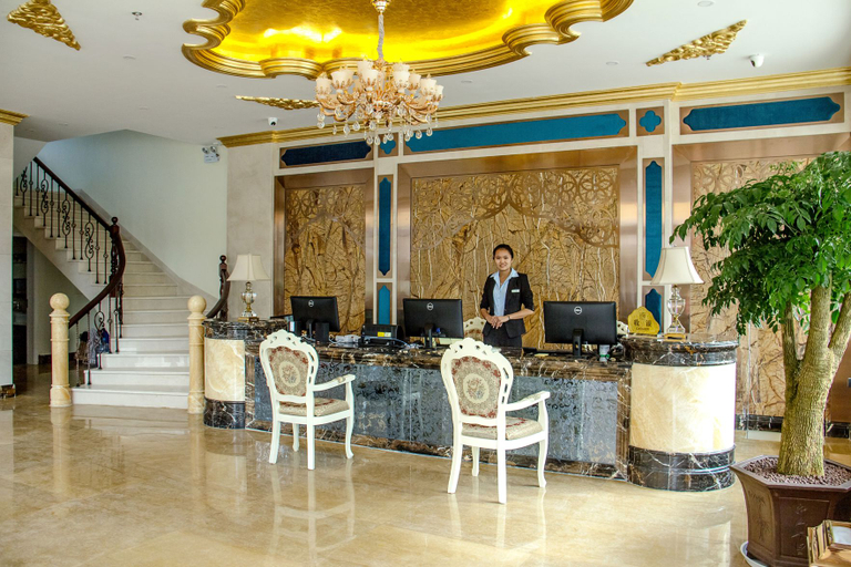 Others 4, Water Town Hotel (Jiaolian Square), Wenshan Zhuang and Miao