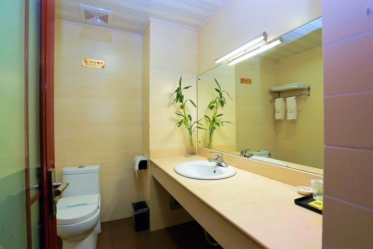 Bathroom 3, Peng JI Hotel, Xishuangbanna Dai