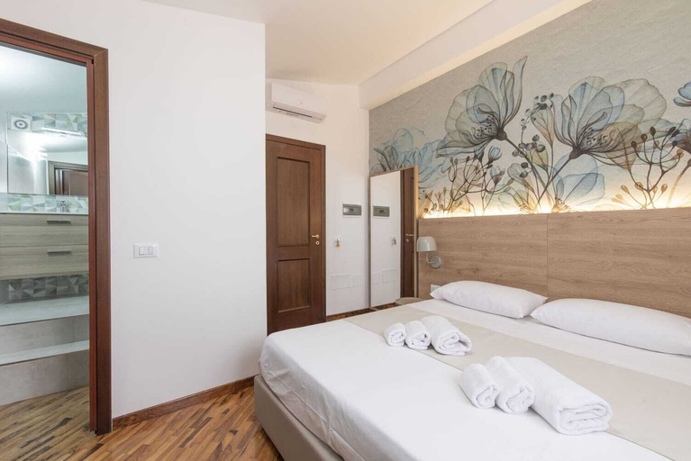 Bedroom 4, A' Cuticchia Rooms, Trapani
