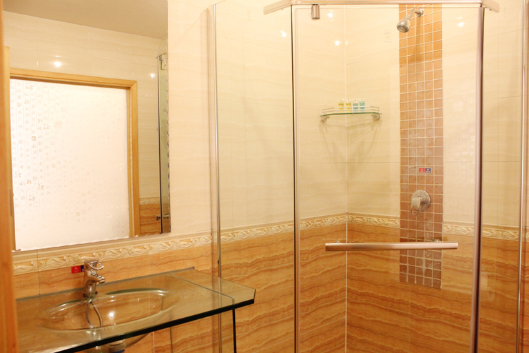 Bathroom 4, Rushan Hotel, Weihai