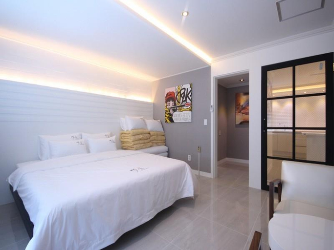 Bedroom 2, Ga-In Hotel Songjung, Haeundae
