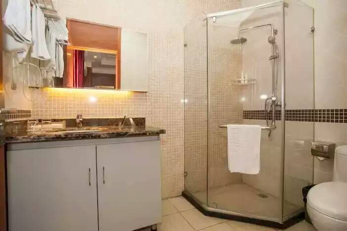 Bathroom 2, Mingkang Fashion Hotel, Chengdu