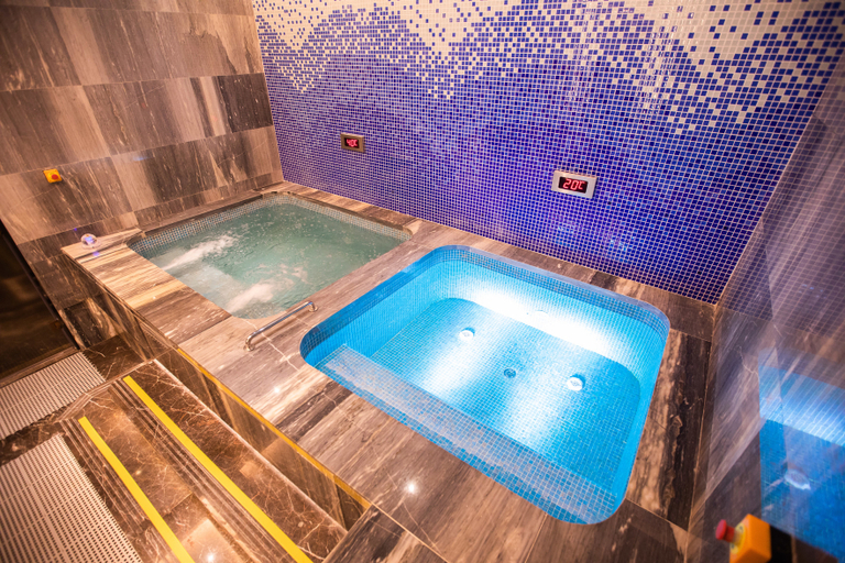 Sport & Beauty 2, Wanda Realm Heshan, Jiangmen