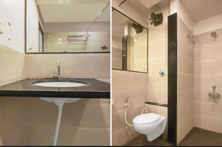 Bathroom 4, Shravanya Comforts, Bangalore