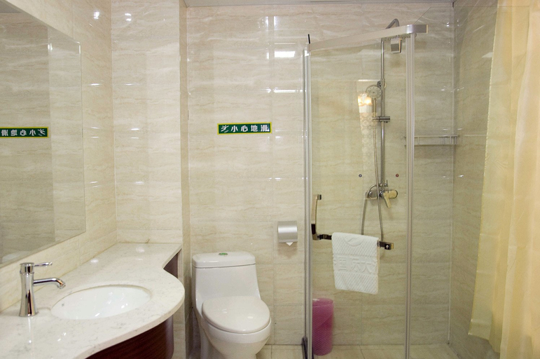 Bathroom 2, Dong Xiang International Hotel, Ezhou